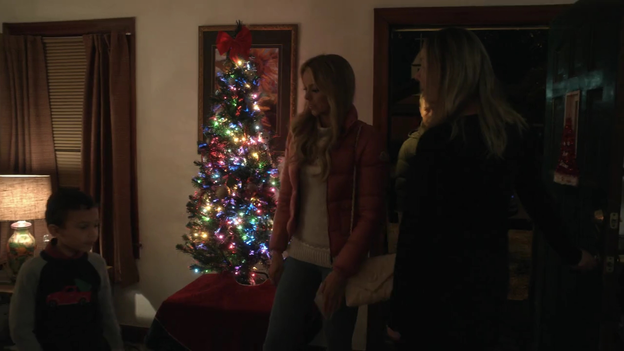 VampireDiariesWorld-dot-nl_Hightown2x10-2784.jpg VampireDiariesWorld-dot-nl_Hightown2x10-2784.jpg