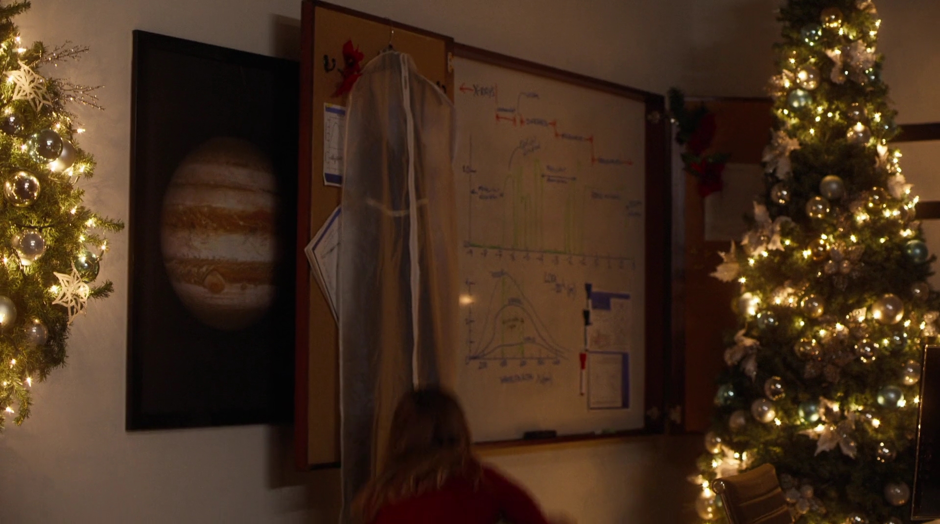 VampireDiariesWorld-dot-nl_AChristmasStar0092.jpg