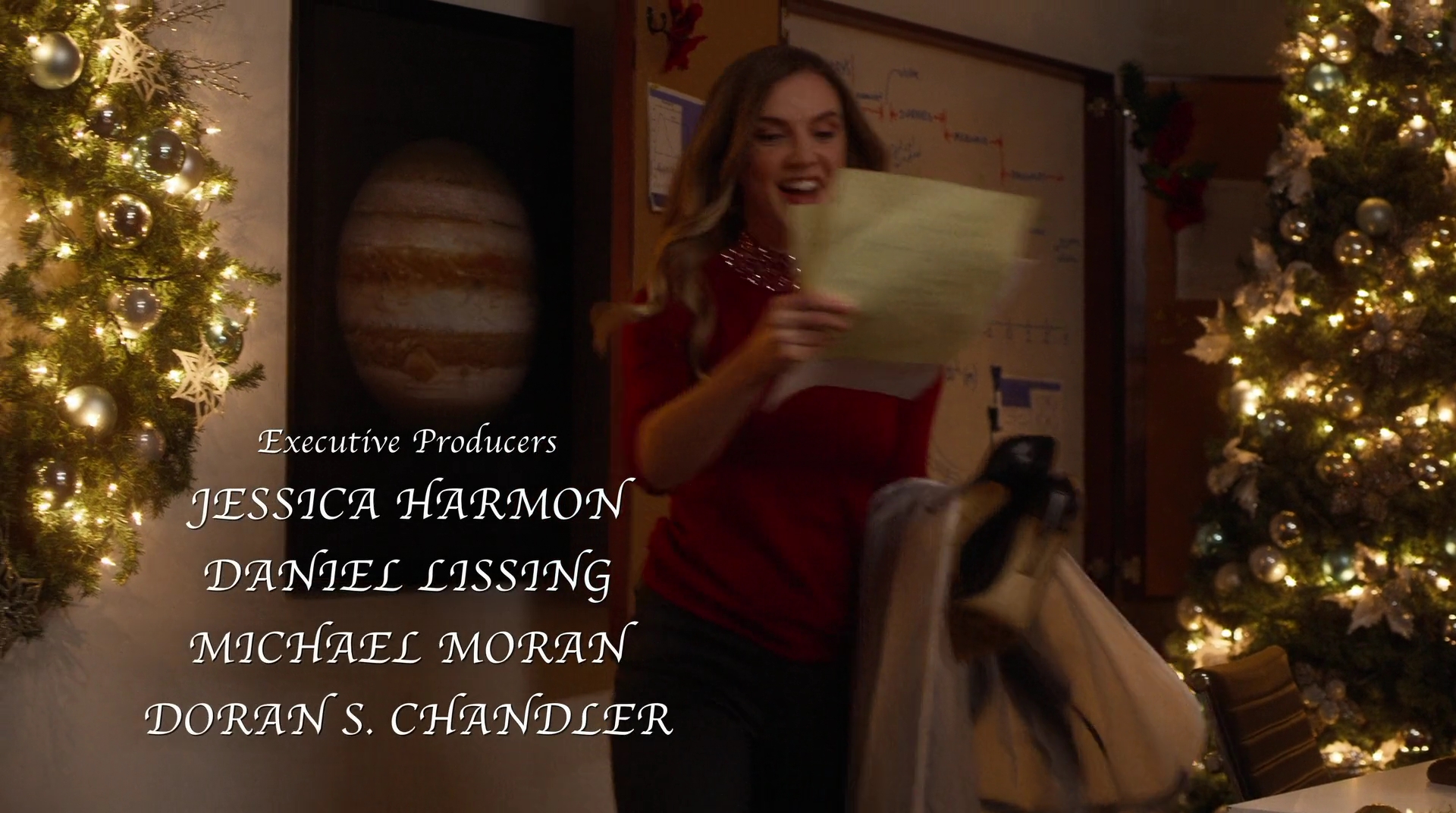 VampireDiariesWorld-dot-nl_AChristmasStar0095.jpg