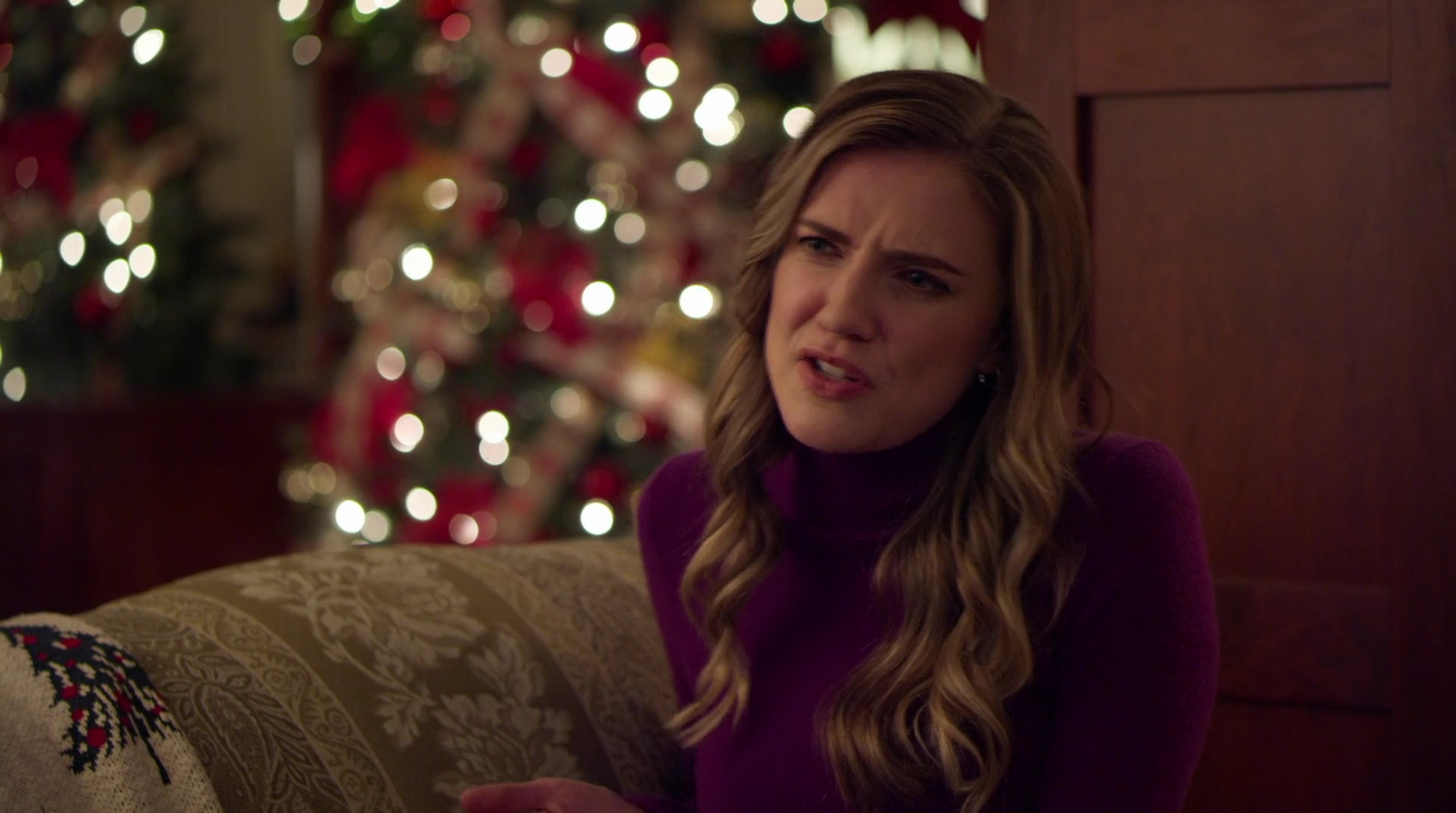 VampireDiariesWorld-dot-nl_AChristmasStar1019.jpg