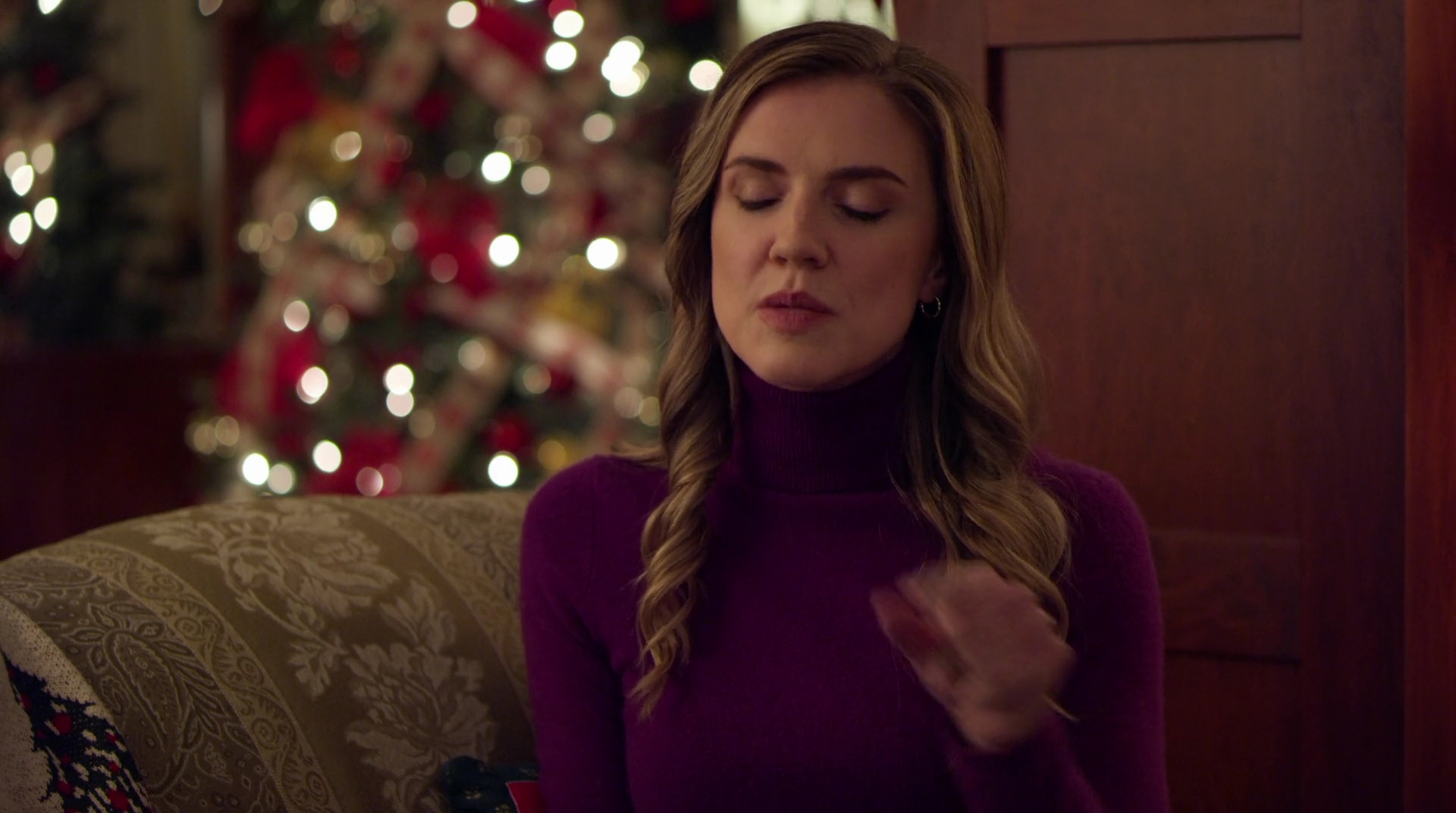 VampireDiariesWorld-dot-nl_AChristmasStar1104.jpg
