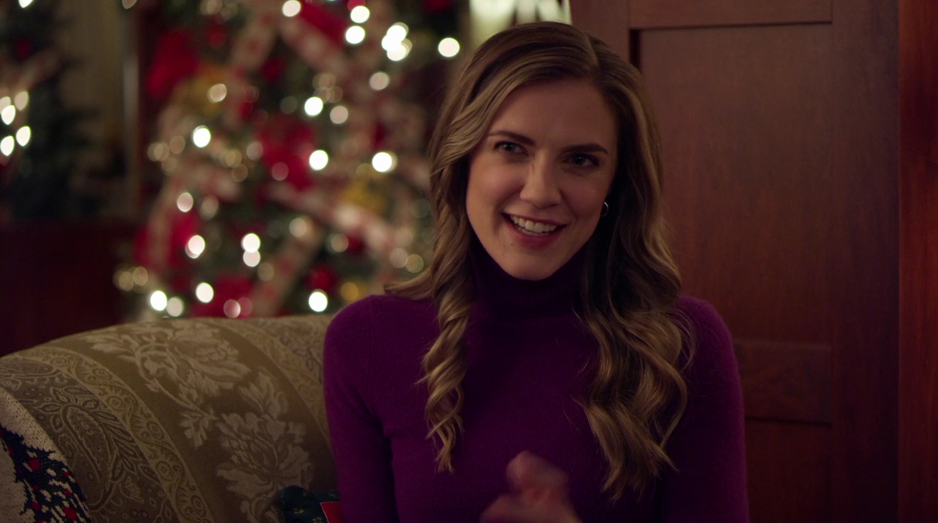 VampireDiariesWorld-dot-nl_AChristmasStar1115.jpg