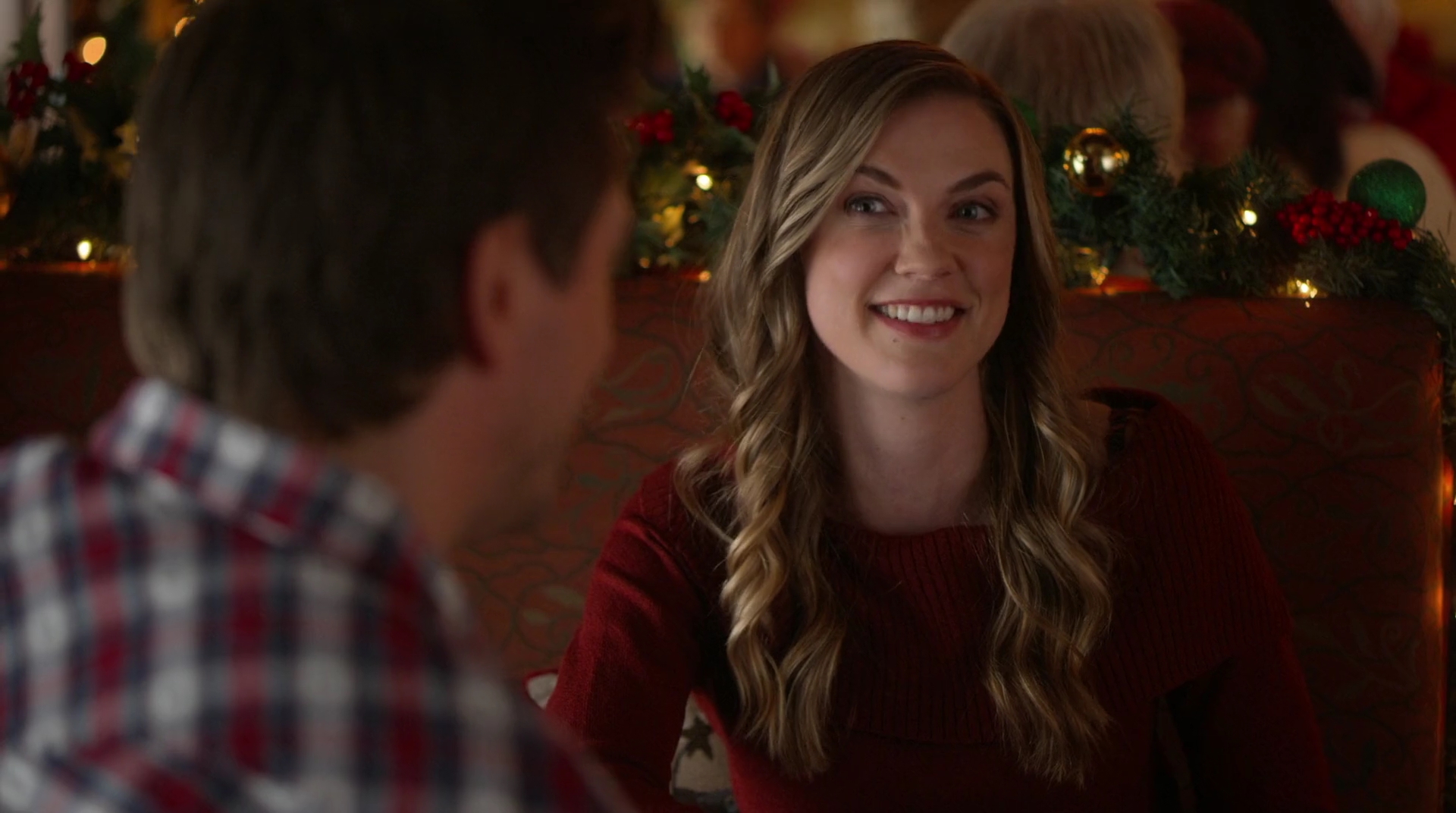 VampireDiariesWorld-dot-nl_AChristmasStar1277.jpg