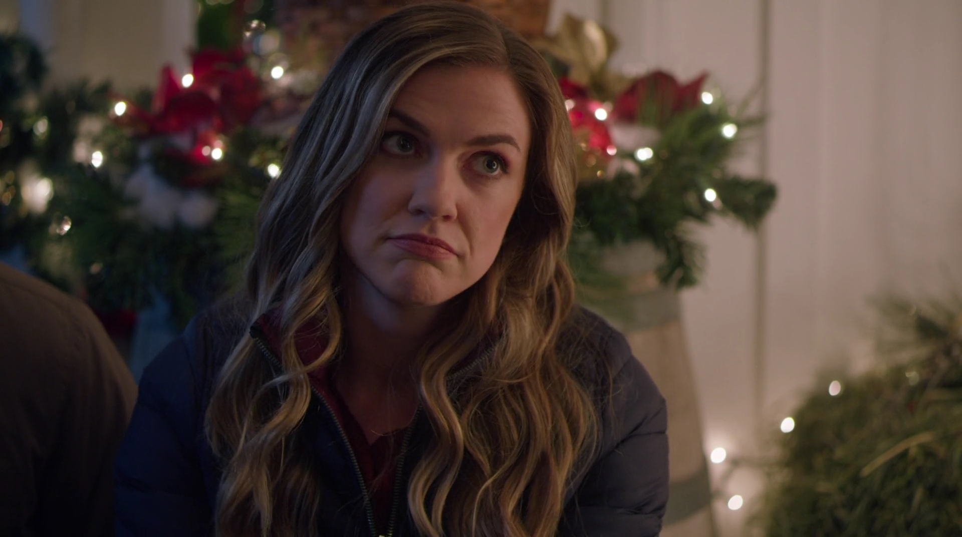 VampireDiariesWorld-dot-nl_AChristmasStar1633.jpg