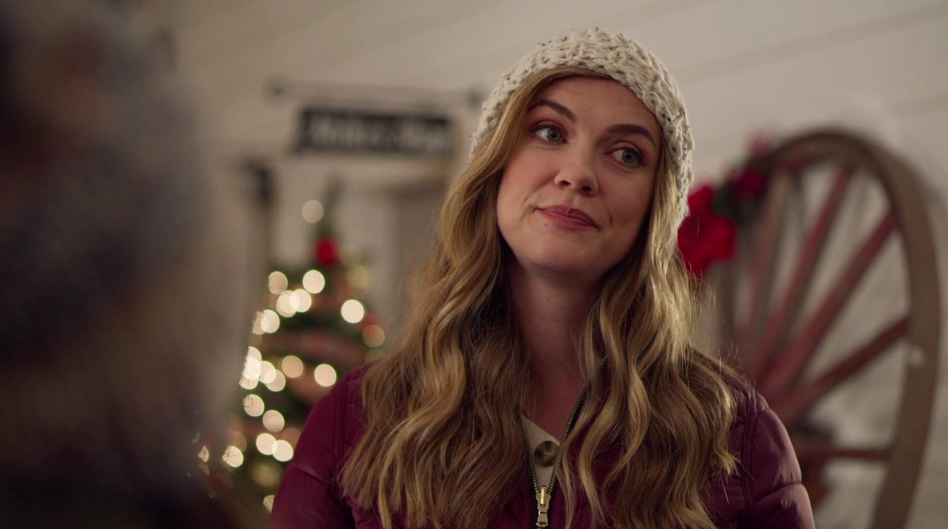 VampireDiariesWorld-dot-nl_AChristmasStar3132.jpg