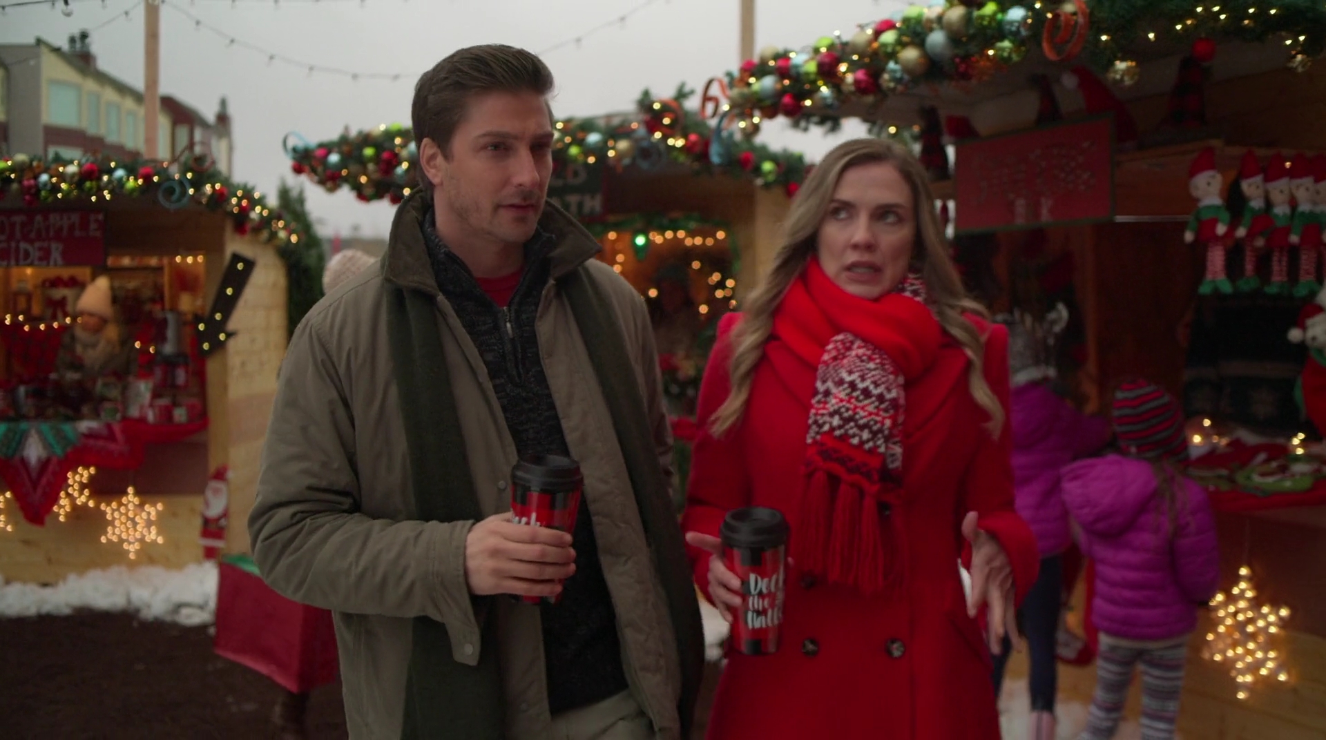 VampireDiariesWorld-dot-nl_AChristmasStar3288.jpg