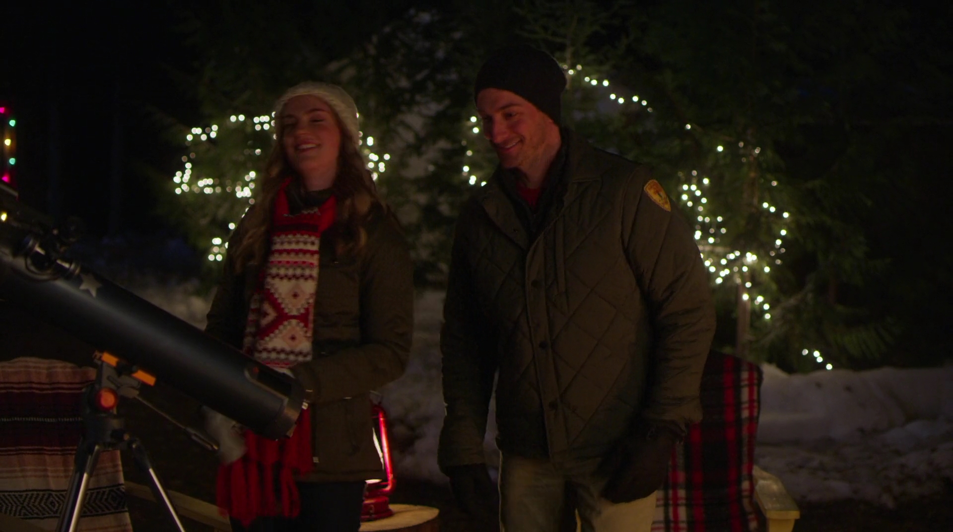 VampireDiariesWorld-dot-nl_AChristmasStar3372.jpg