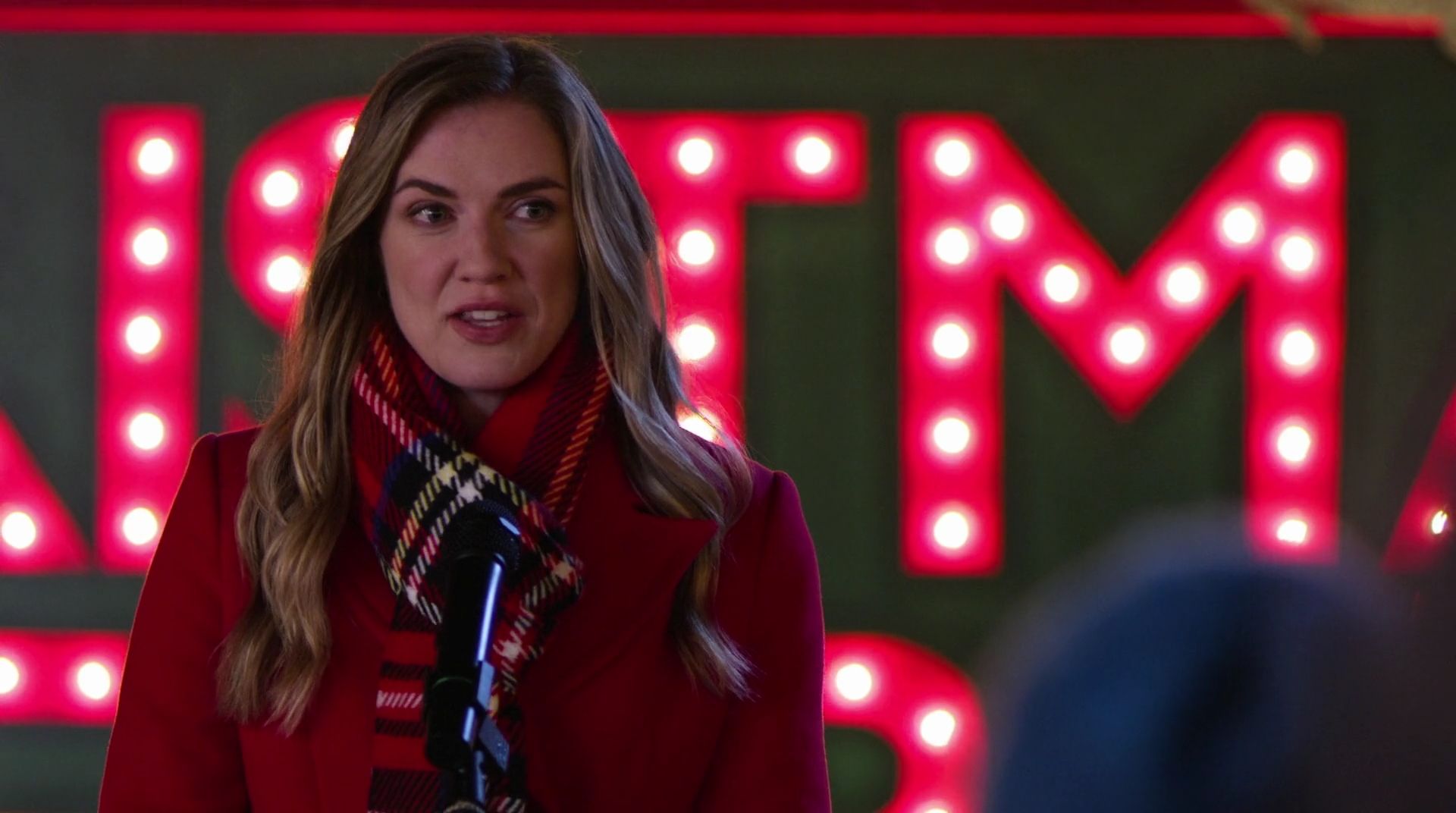 VampireDiariesWorld-dot-nl_AChristmasStar4493.jpg
