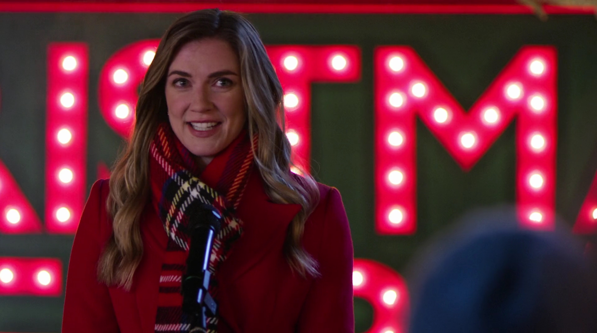 VampireDiariesWorld-dot-nl_AChristmasStar4497.jpg