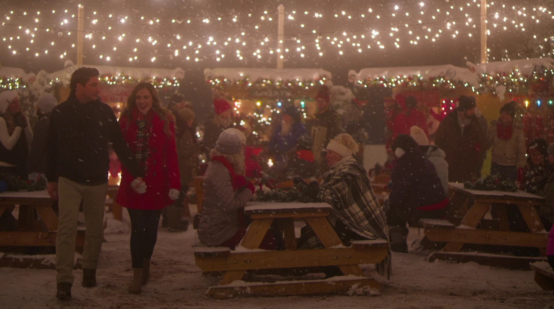 VampireDiariesWorld-dot-nl_AChristmasStar4829.jpg