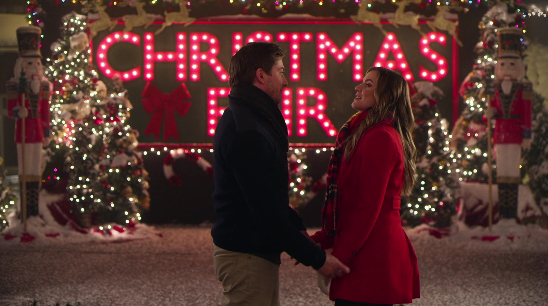 VampireDiariesWorld-dot-nl_AChristmasStar4838.jpg