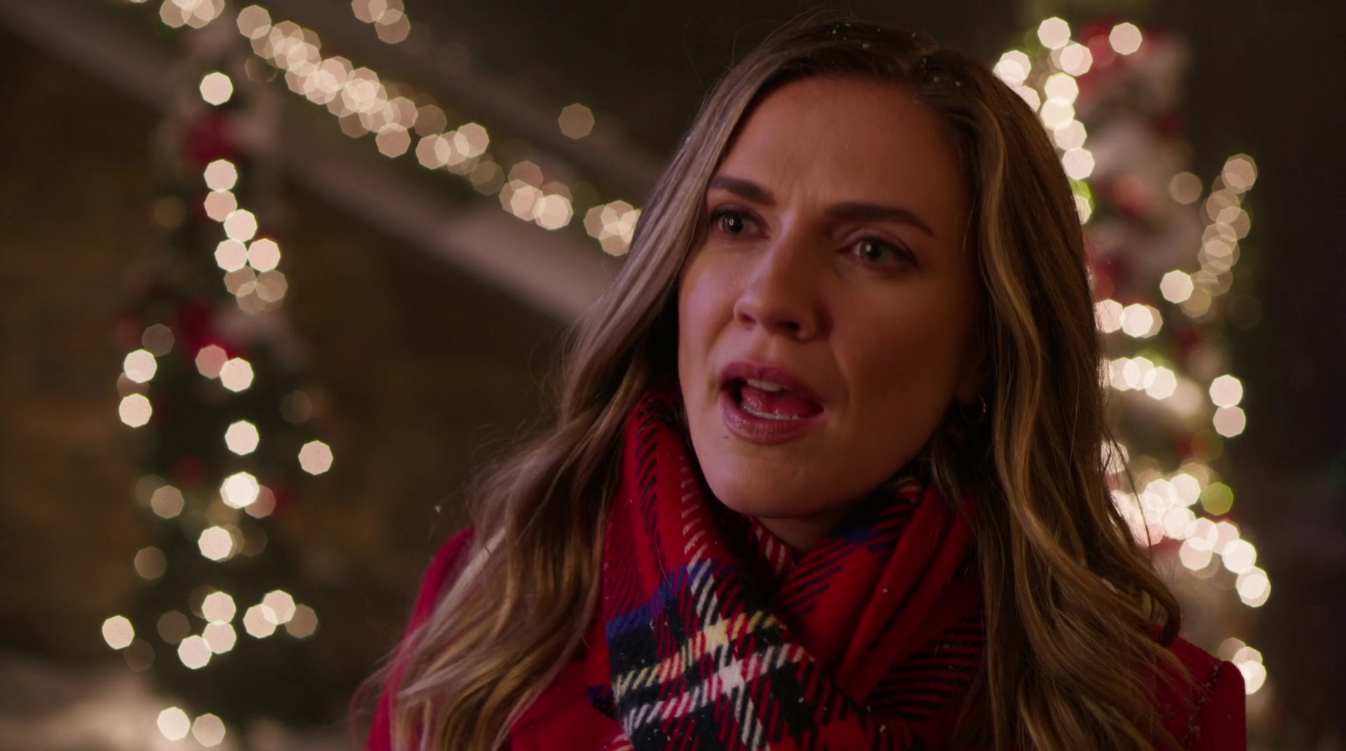 VampireDiariesWorld-dot-nl_AChristmasStar4879.jpg