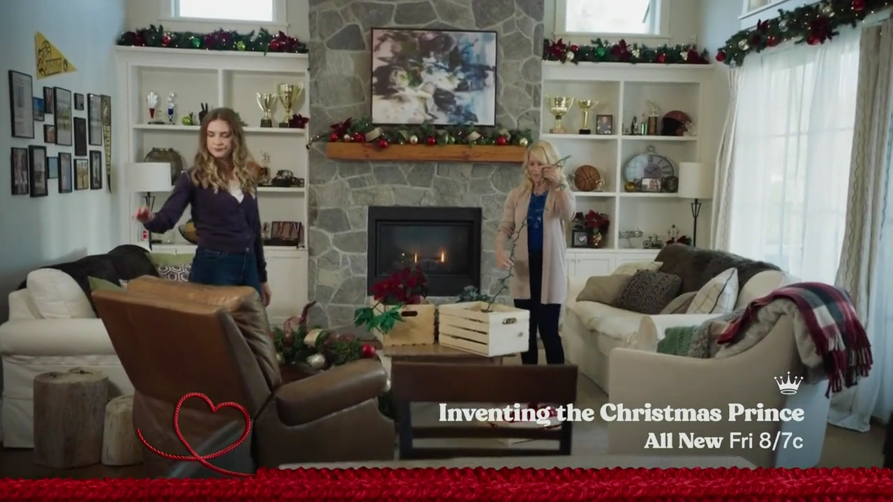 vampirediariesworld-dot-nl_ChristmasAtTheGoldenDragon1914.jpg vampirediariesworld-dot-nl_ChristmasAtTheGoldenDragon1914.jpg