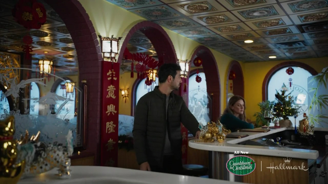 vampirediariesworld-dot-nl_ChristmasAtTheGoldenDragon2536.jpg vampirediariesworld-dot-nl_ChristmasAtTheGoldenDragon2536.jpg