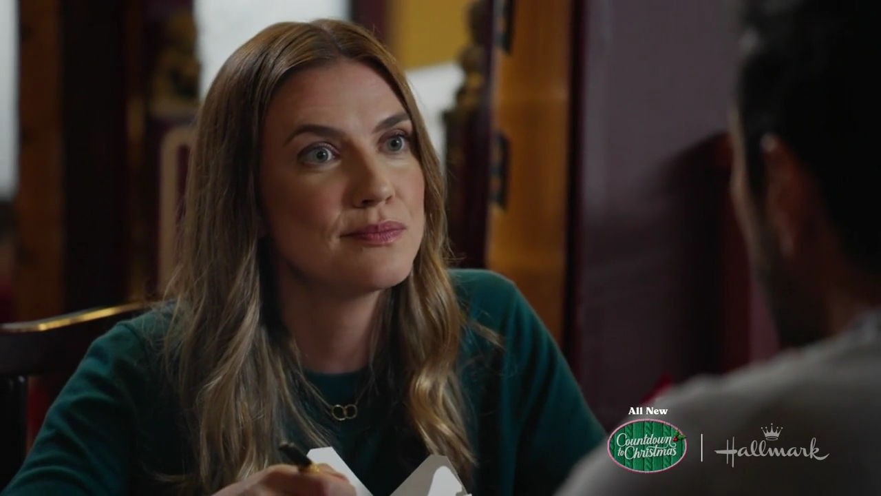 vampirediariesworld-dot-nl_ChristmasAtTheGoldenDragon2616.jpg vampirediariesworld-dot-nl_ChristmasAtTheGoldenDragon2616.jpg