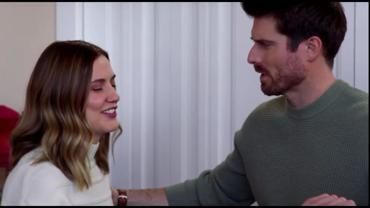 VampireDiariesWorld-CoupledUpForChristmas1541.jpg VampireDiariesWorld-CoupledUpForChristmas1541.jpg