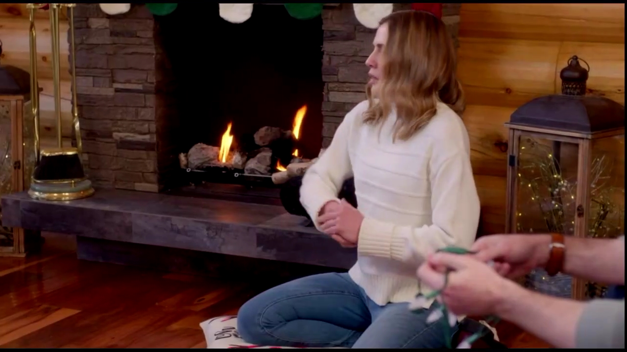 VampireDiariesWorld-CoupledUpForChristmas1553.jpg VampireDiariesWorld-CoupledUpForChristmas1553.jpg