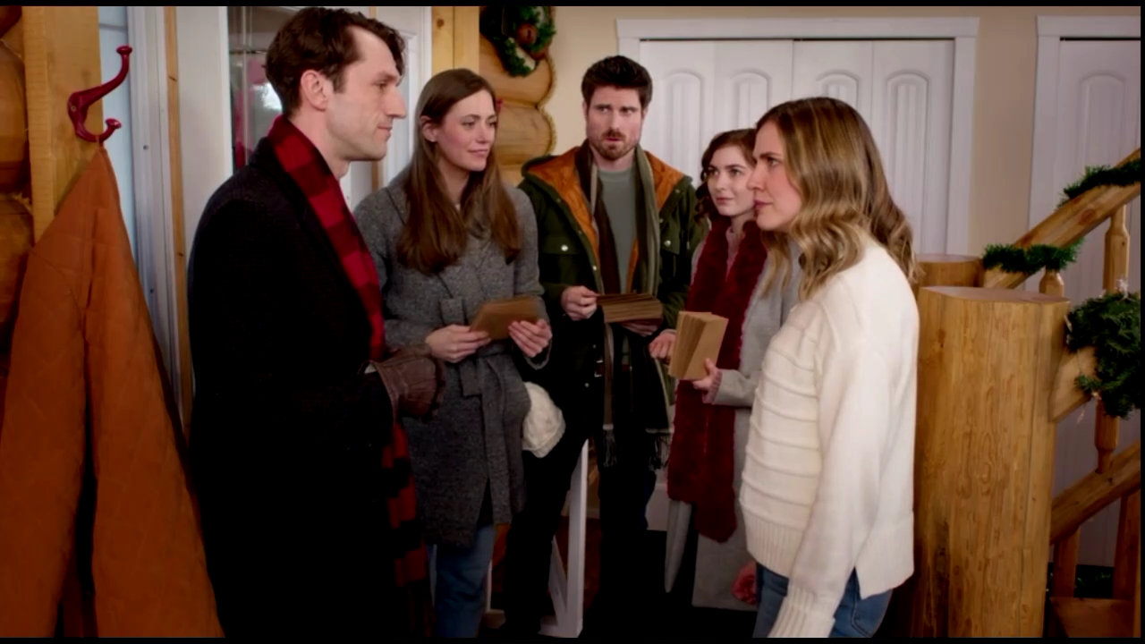 VampireDiariesWorld-CoupledUpForChristmas1749.jpg