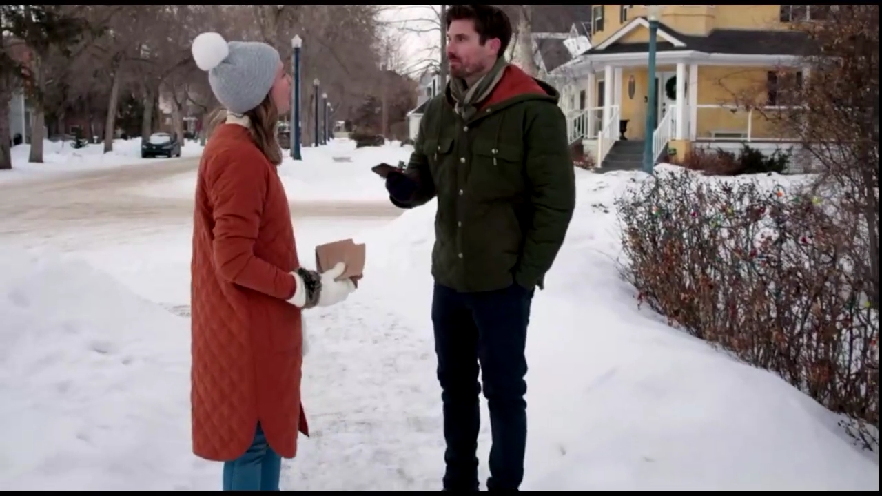 VampireDiariesWorld-CoupledUpForChristmas1781.jpg