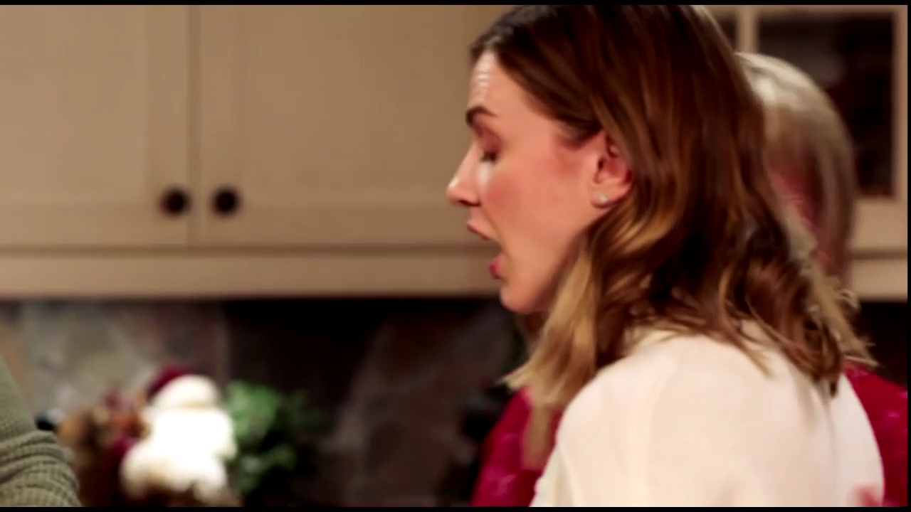 VampireDiariesWorld-CoupledUpForChristmas2221.jpg VampireDiariesWorld-CoupledUpForChristmas2221.jpg