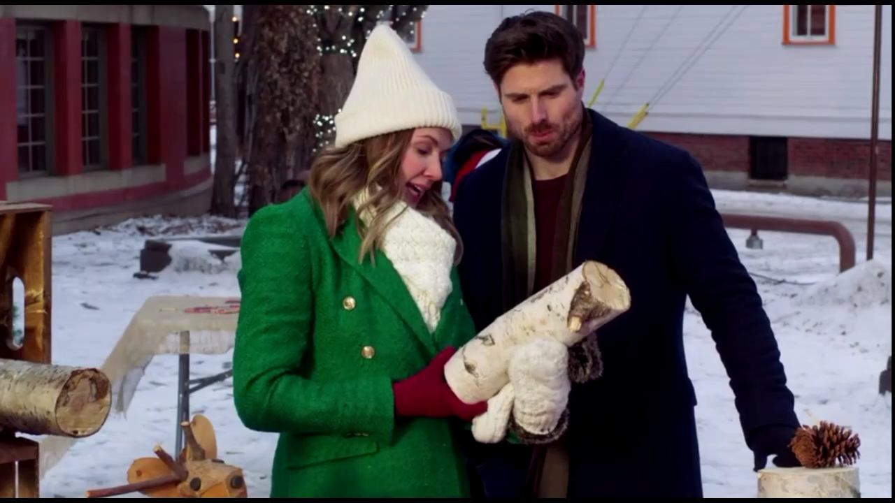 VampireDiariesWorld-CoupledUpForChristmas3219.jpg VampireDiariesWorld-CoupledUpForChristmas3219.jpg