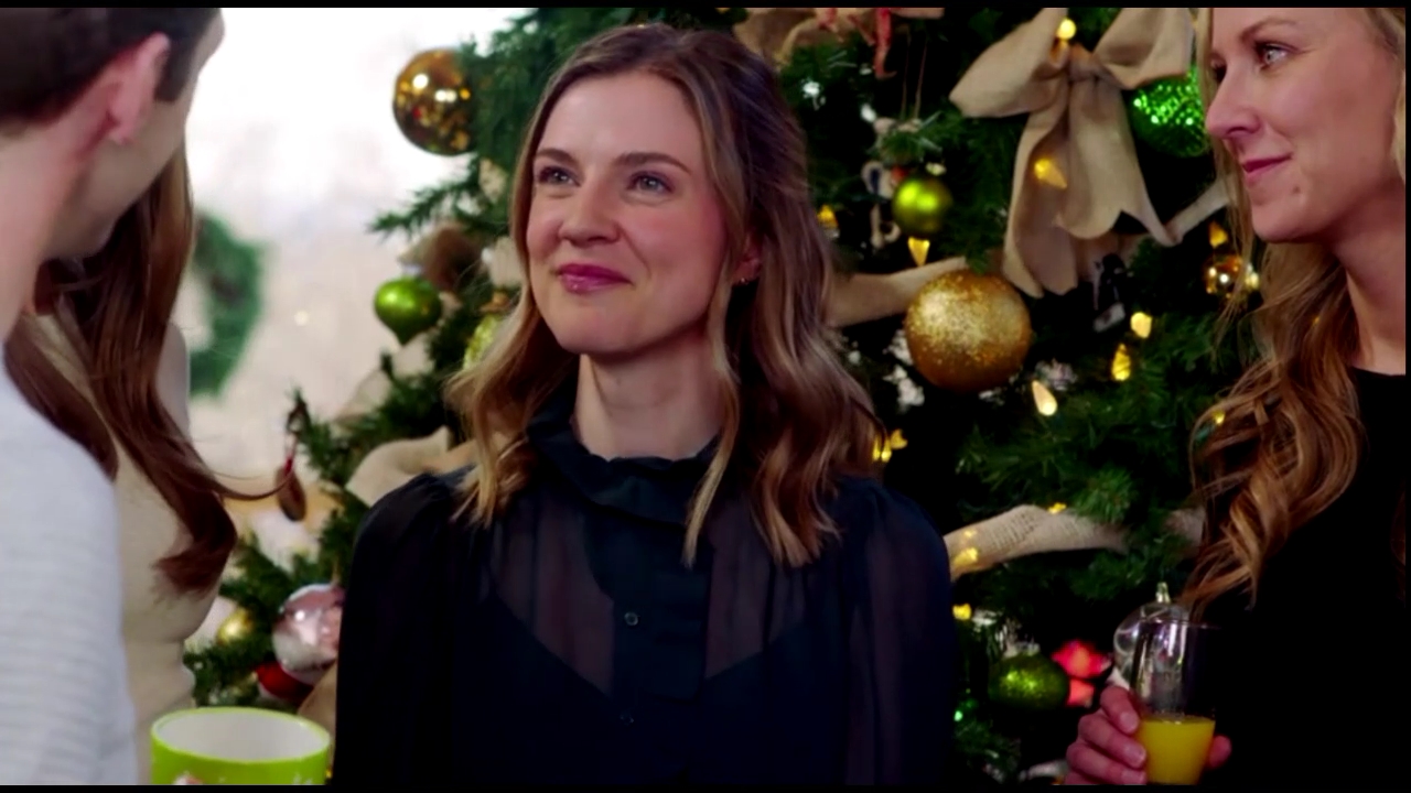 VampireDiariesWorld-CoupledUpForChristmas4078.jpg