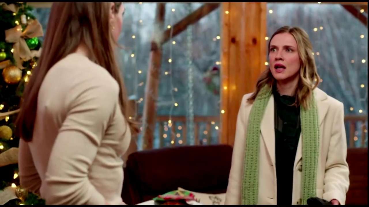 VampireDiariesWorld-CoupledUpForChristmas4415.jpg
