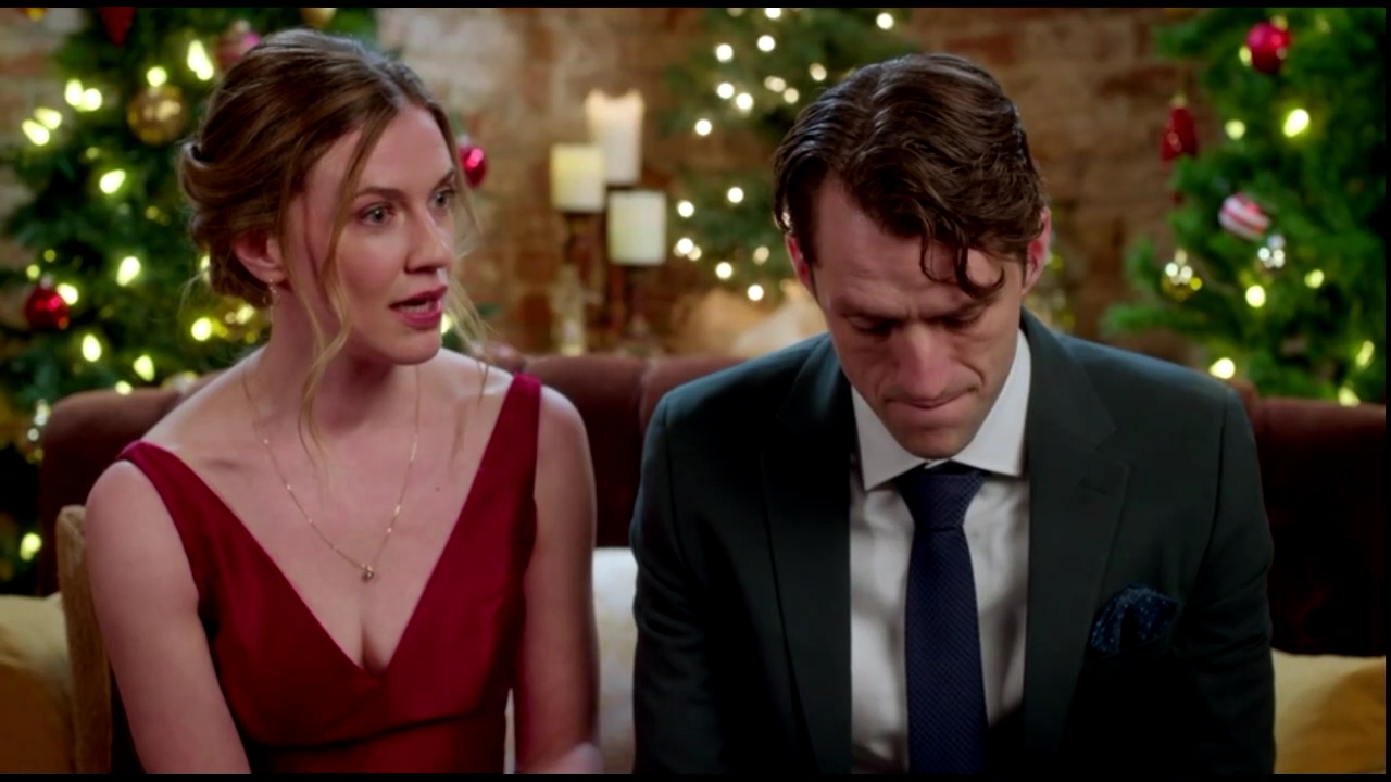 VampireDiariesWorld-CoupledUpForChristmas4662.jpg