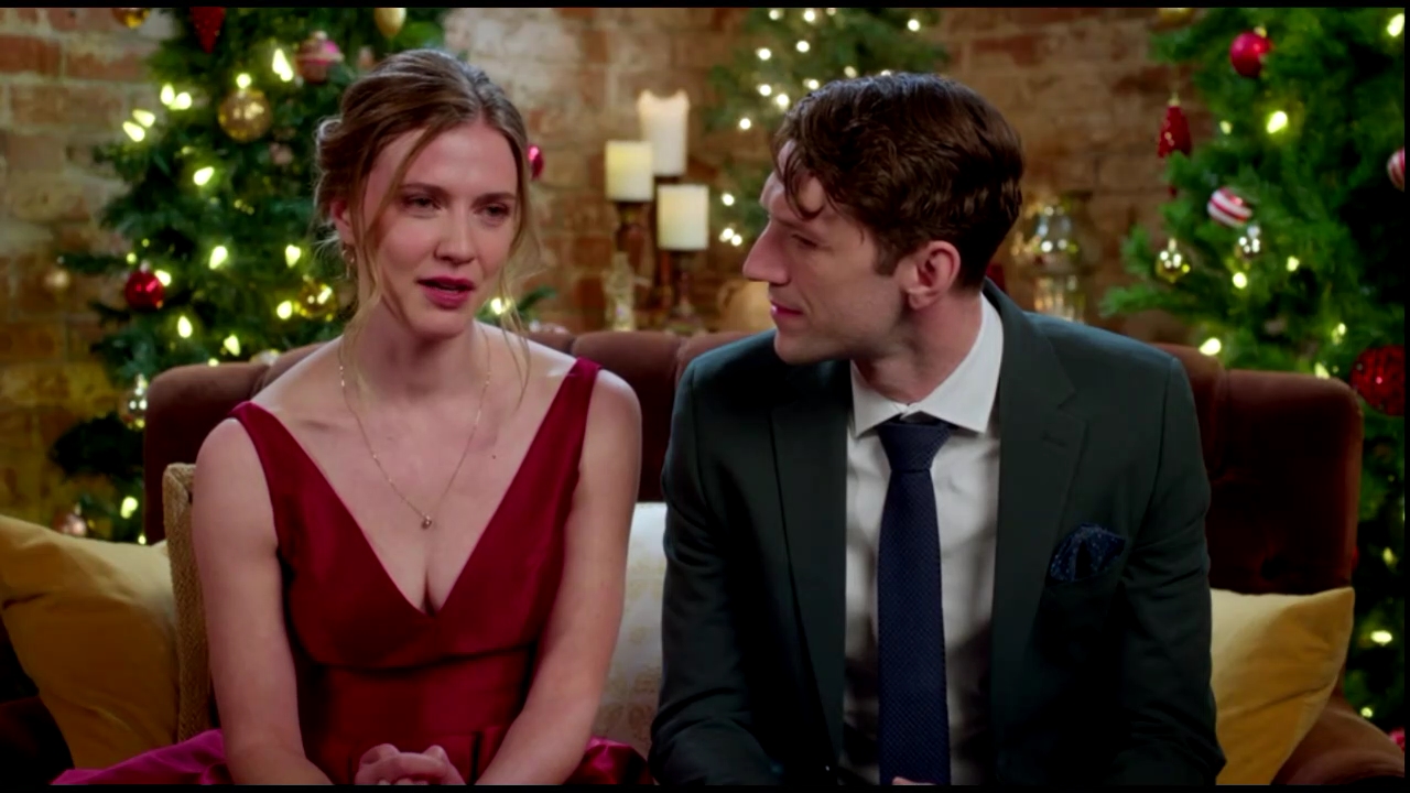 VampireDiariesWorld-CoupledUpForChristmas4682.jpg