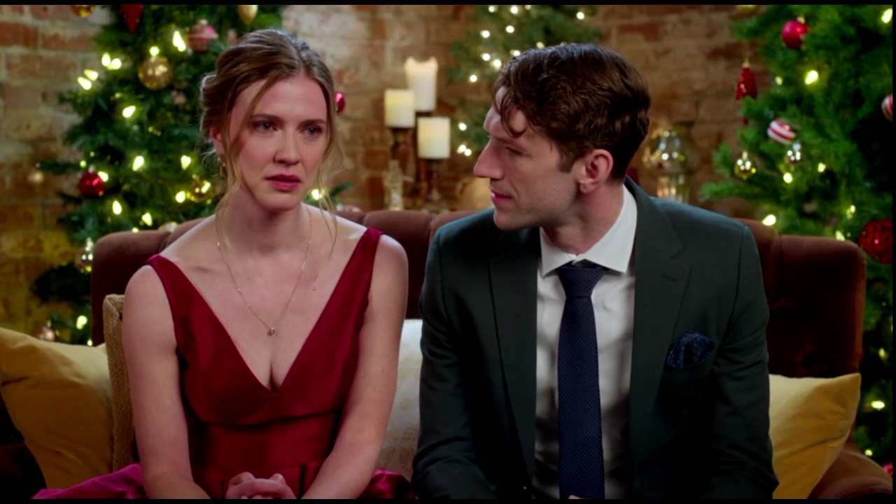VampireDiariesWorld-CoupledUpForChristmas4683.jpg