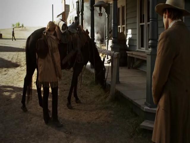 VampireDiariesWorld-dot-org_HannahsLaw2402.jpg