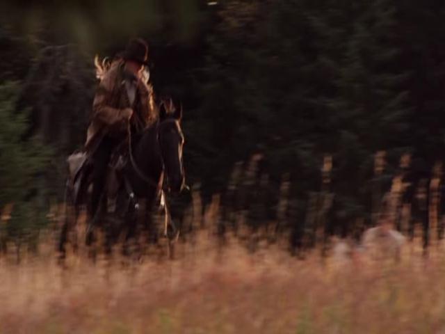 VampireDiariesWorld-dot-org_HannahsLaw2450.jpg