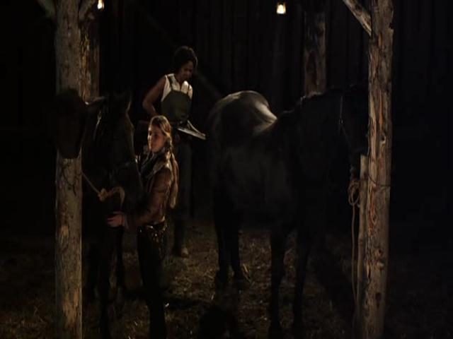 VampireDiariesWorld-dot-org_HannahsLaw3899.jpg