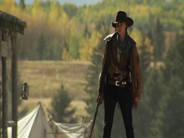 VampireDiariesWorld-dot-org_HannahsLaw4336.jpg