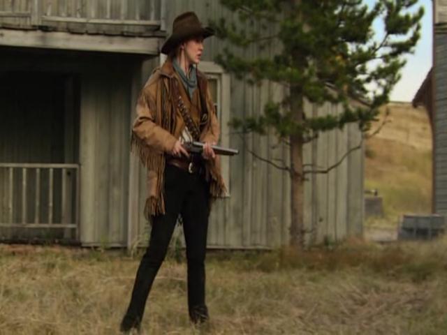 VampireDiariesWorld-dot-org_HannahsLaw4517.jpg