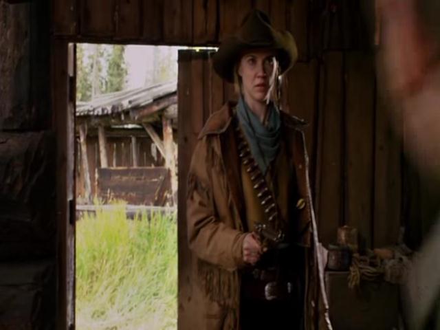 VampireDiariesWorld-dot-org_HannahsLaw4663.jpg