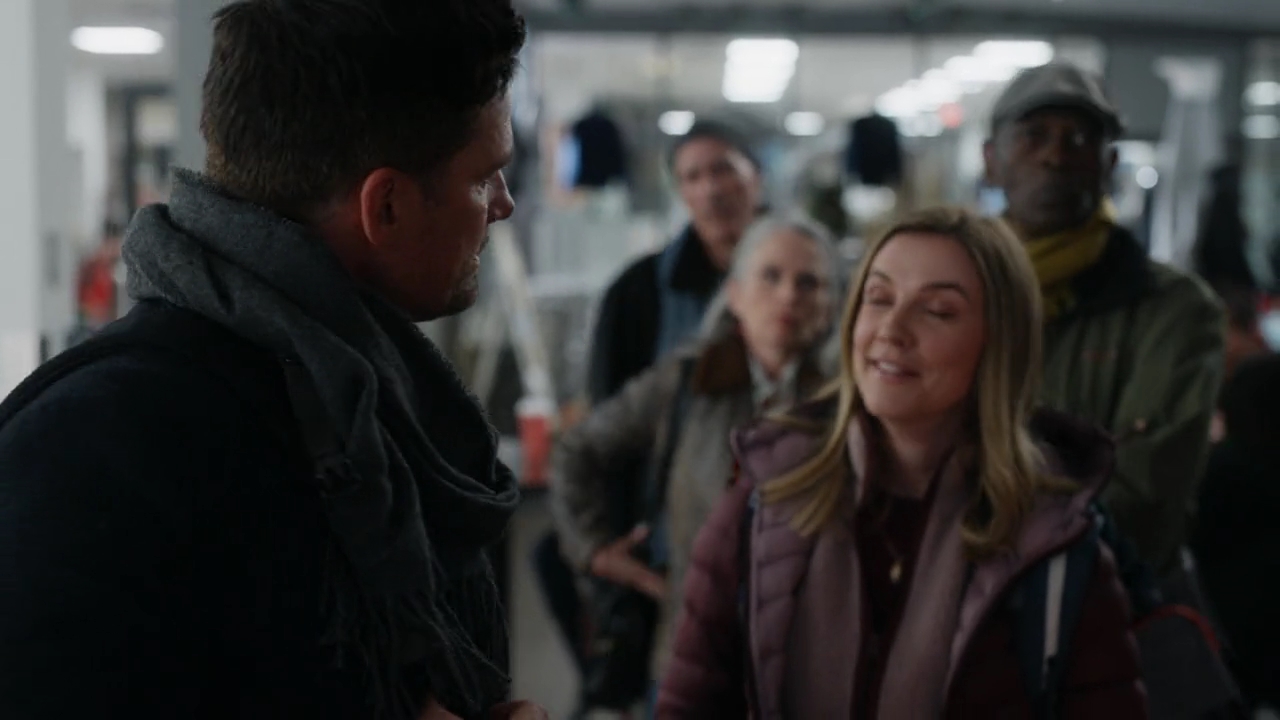VampireDiariesWorld-dot-nl-HolidayRoad3974.jpg