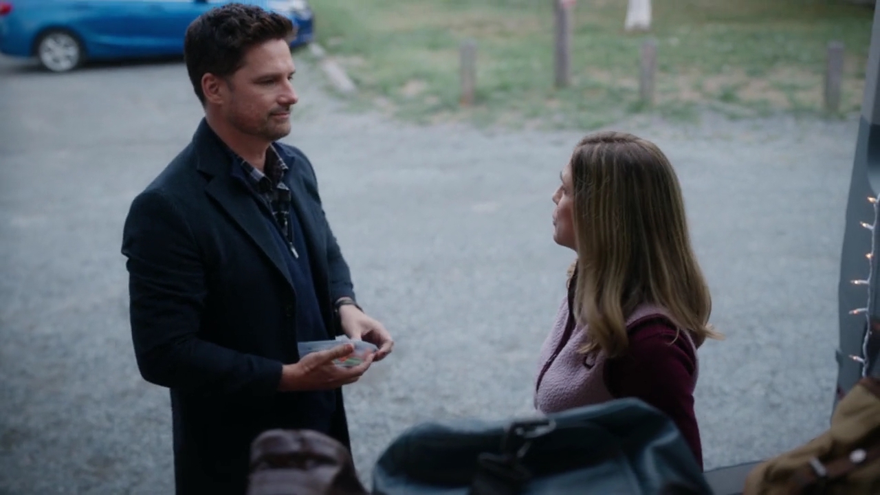 VampireDiariesWorld-dot-nl-HolidayRoad5046.jpg VampireDiariesWorld-dot-nl-HolidayRoad5046.jpg