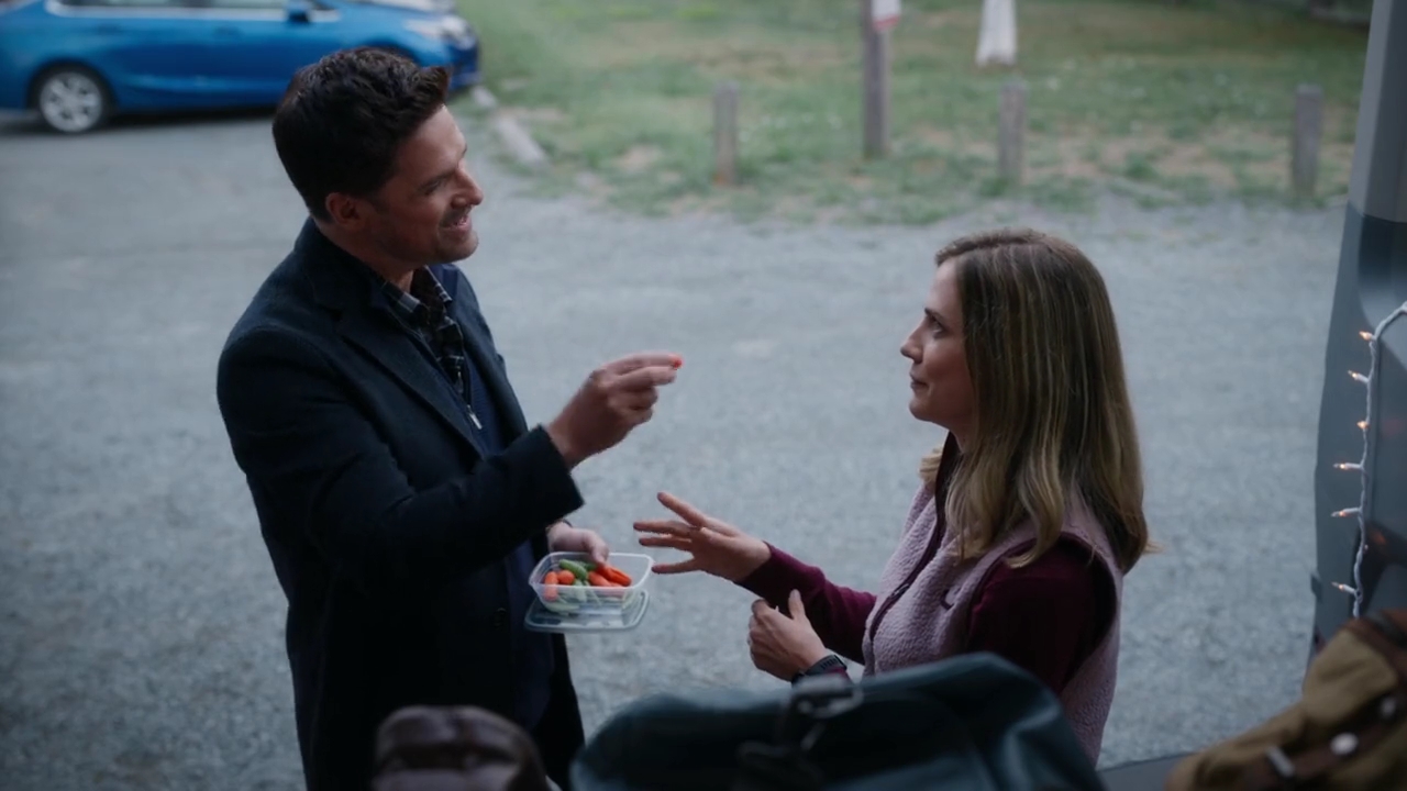 VampireDiariesWorld-dot-nl-HolidayRoad5065.jpg VampireDiariesWorld-dot-nl-HolidayRoad5065.jpg