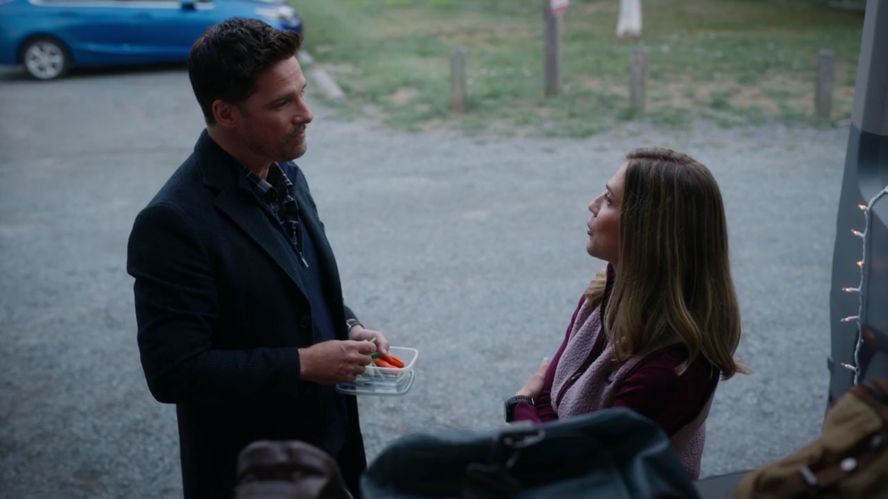 VampireDiariesWorld-dot-nl-HolidayRoad5078.jpg VampireDiariesWorld-dot-nl-HolidayRoad5078.jpg