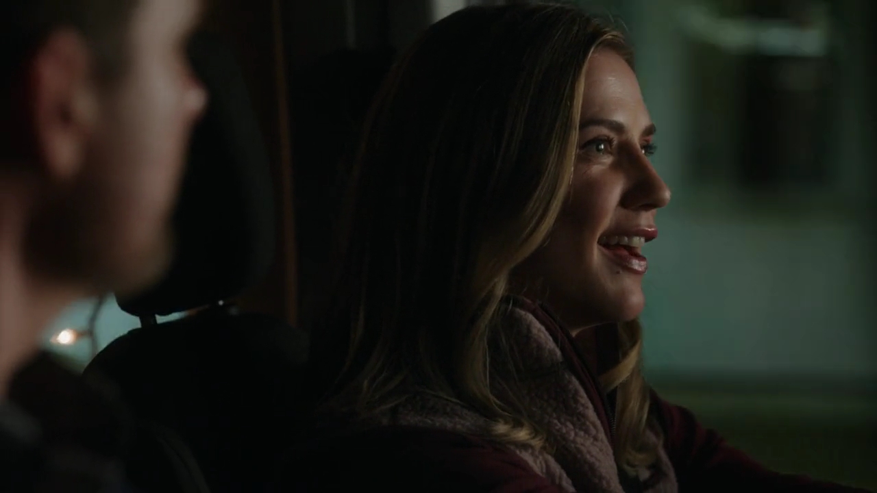 VampireDiariesWorld-dot-nl-HolidayRoad5775.jpg