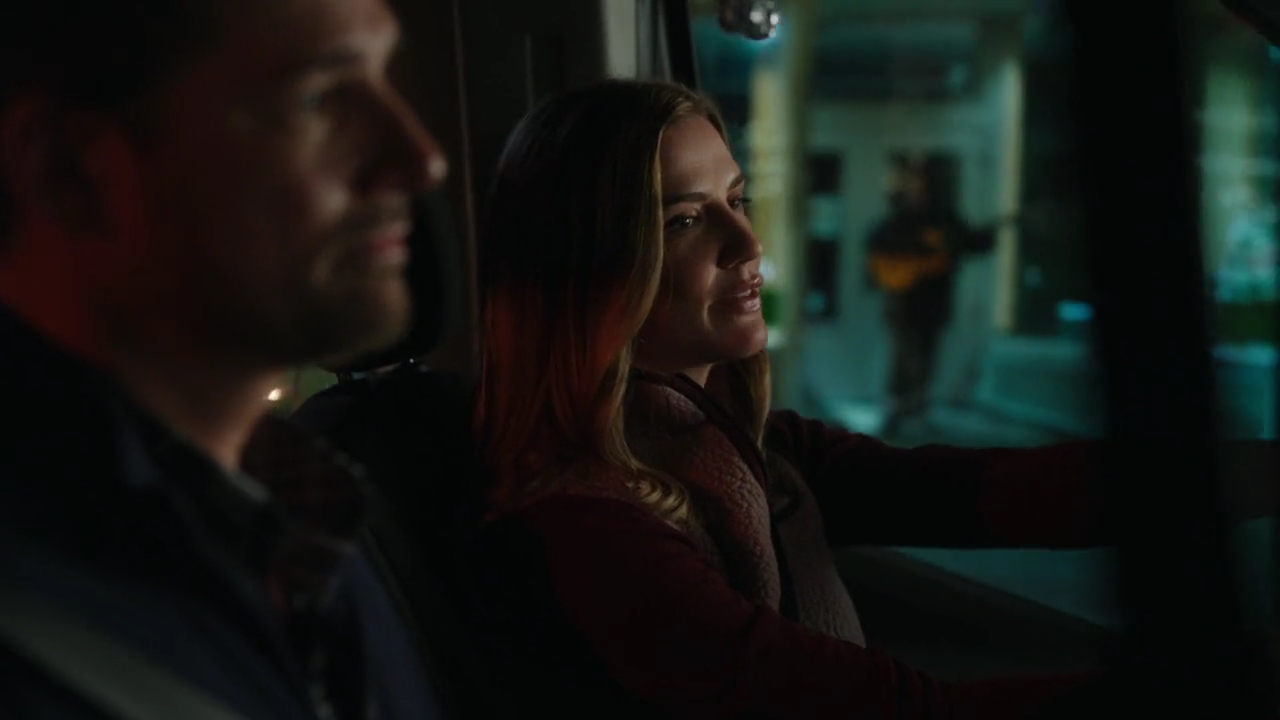 VampireDiariesWorld-dot-nl-HolidayRoad5798.jpg