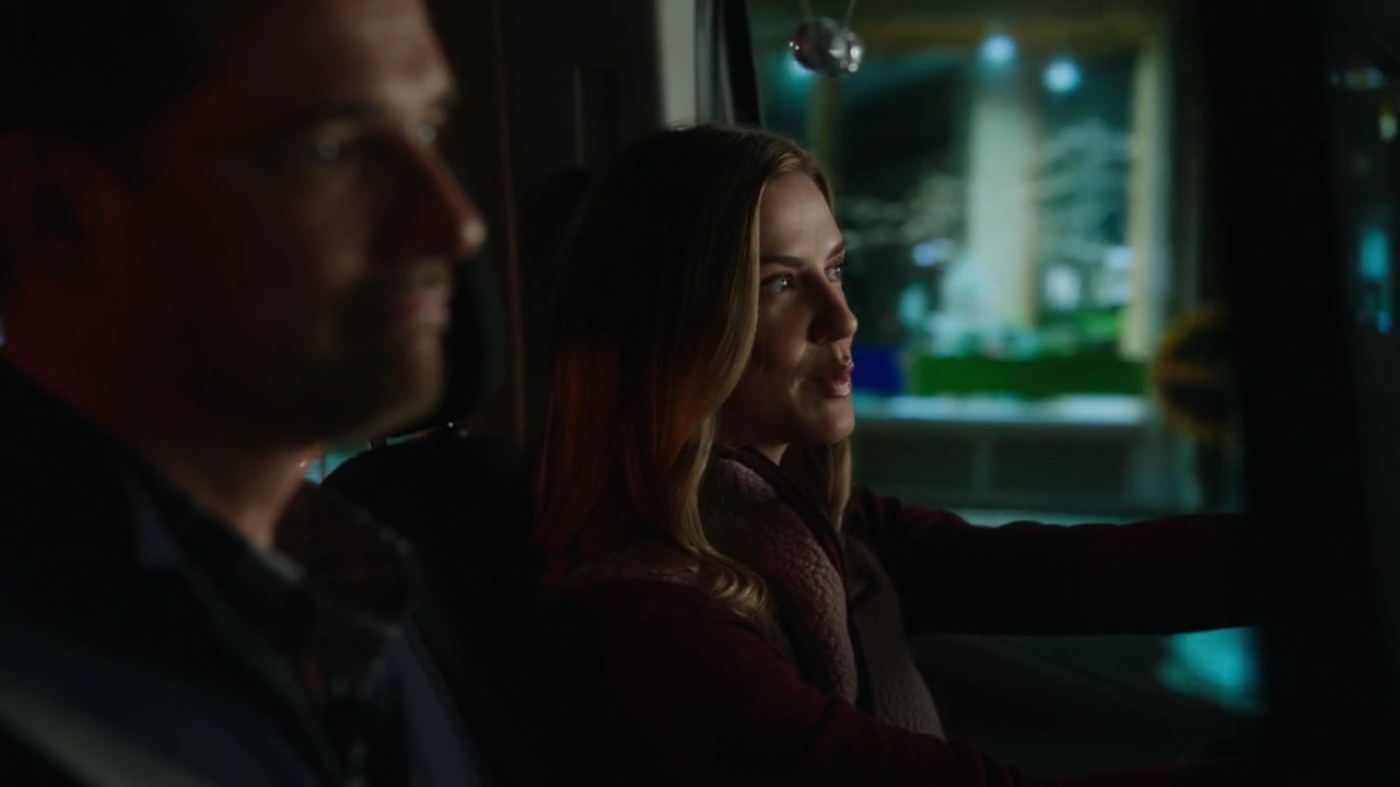 VampireDiariesWorld-dot-nl-HolidayRoad5816.jpg