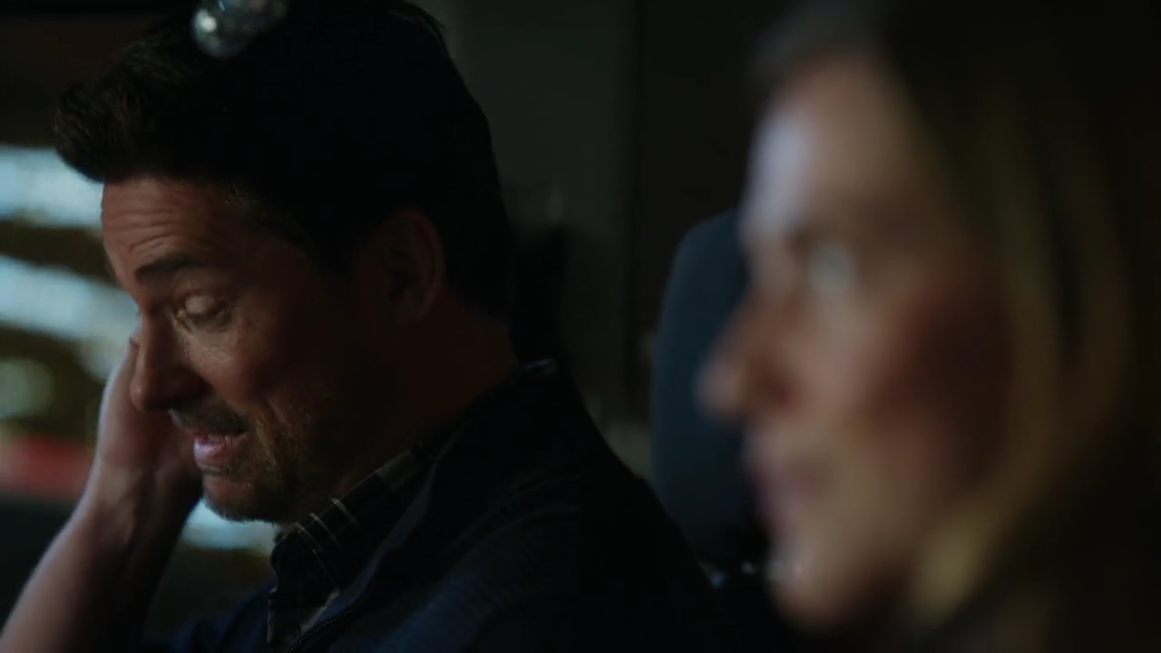 VampireDiariesWorld-dot-nl-HolidayRoad5818.jpg