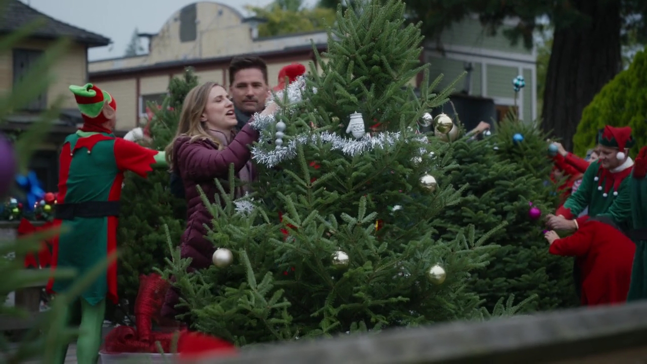 VampireDiariesWorld-dot-nl-HolidayRoad6302.jpg