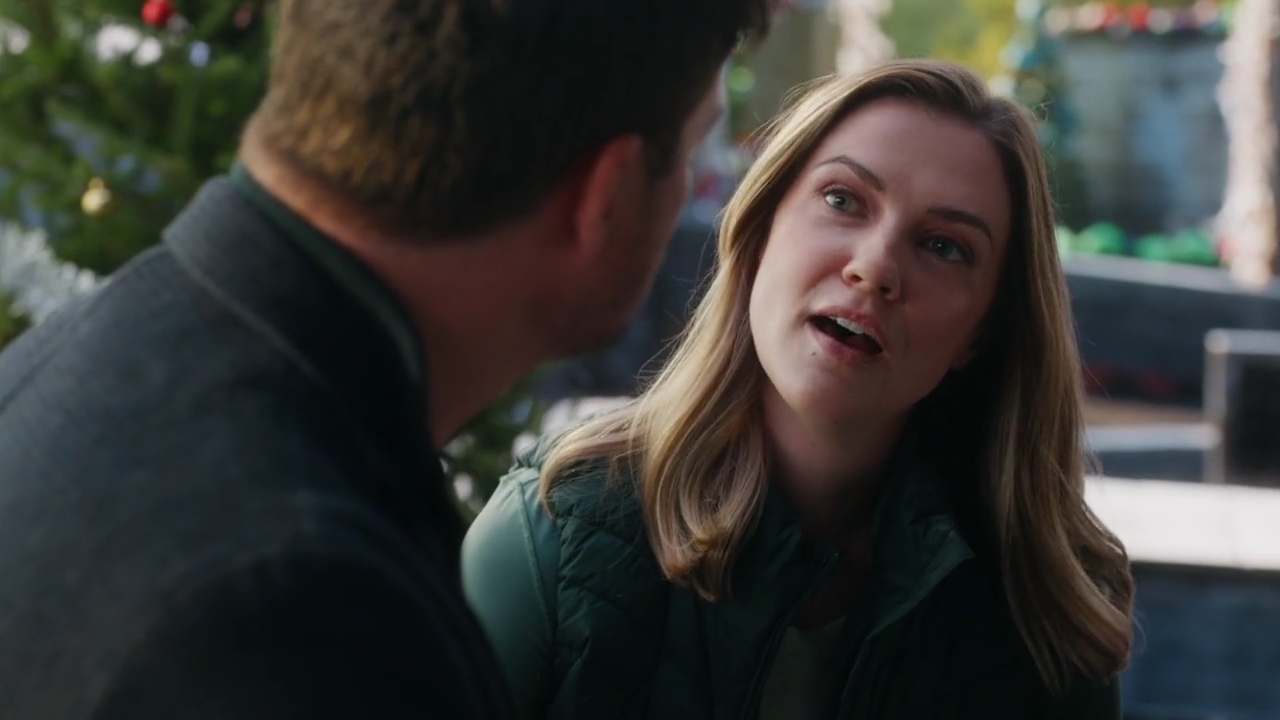 VampireDiariesWorld-dot-nl-HolidayRoad6968.jpg VampireDiariesWorld-dot-nl-HolidayRoad6968.jpg