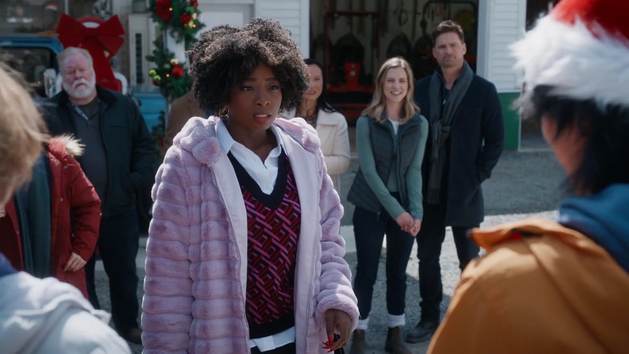 VampireDiariesWorld-dot-nl-HolidayRoad7029.jpg