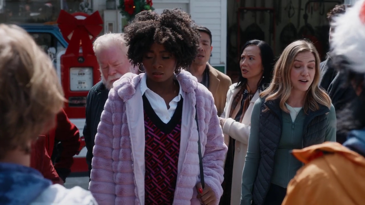 VampireDiariesWorld-dot-nl-HolidayRoad7045.jpg