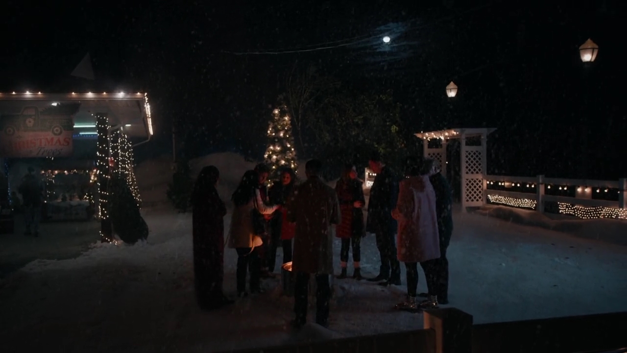 VampireDiariesWorld-dot-nl-HolidayRoad7363.jpg VampireDiariesWorld-dot-nl-HolidayRoad7363.jpg