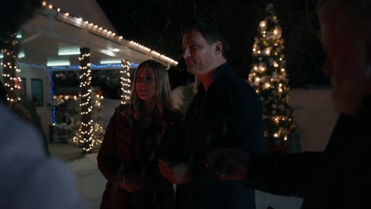 VampireDiariesWorld-dot-nl-HolidayRoad7377.jpg VampireDiariesWorld-dot-nl-HolidayRoad7377.jpg